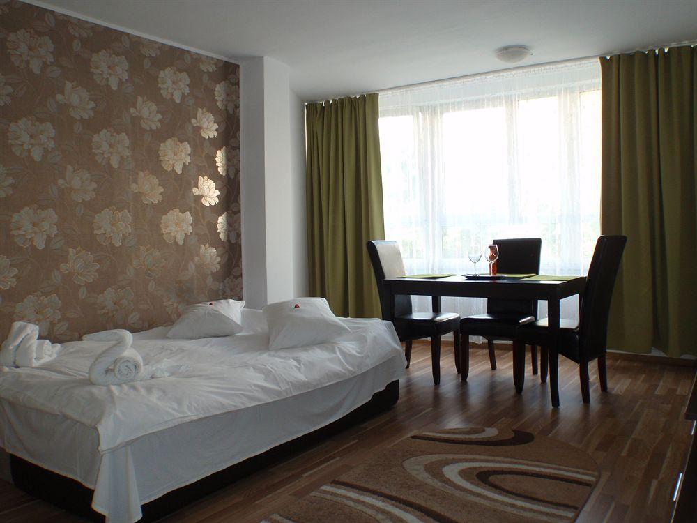 Aparthotel Zorilor Cluj-Napoca Exterior photo