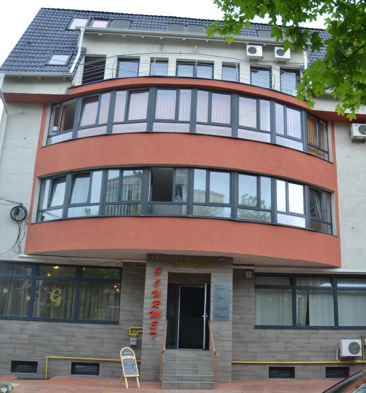 Aparthotel Zorilor Cluj-Napoca Exterior photo